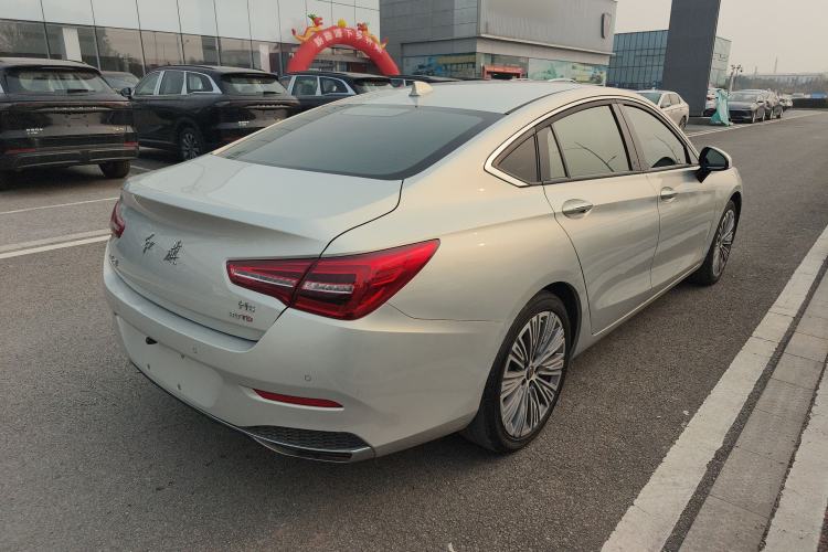 Used Hongqi H5 2022 Classic Model Facelift 1.5T DCT Qiyun Edition
