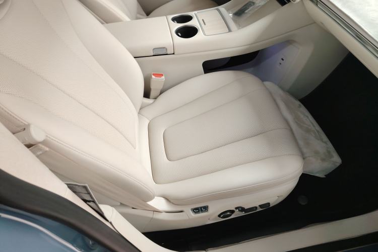 Used Hima Luxeed R7 2024 All-Electric 736 km Ultra