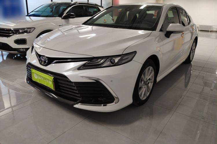 Used Toyota Camry 2021 2.0G Luxury Edition
