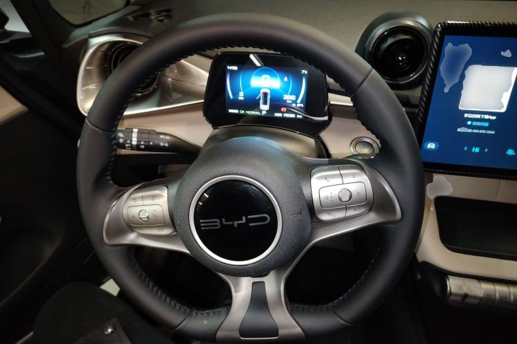 Used BYD Dolphin 2023 420 km Fashion Edition
