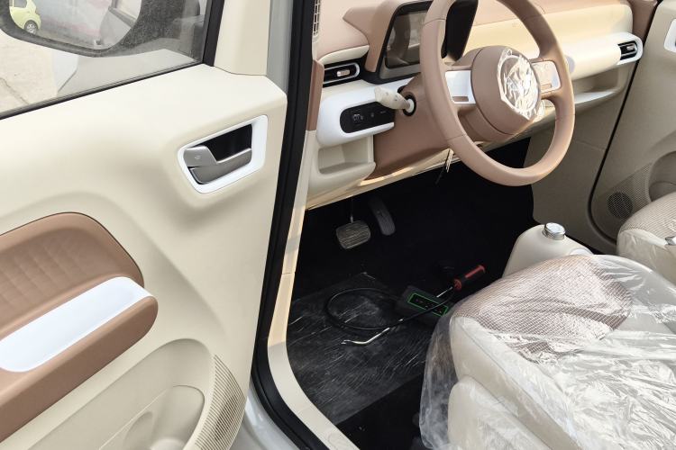 Used Wuling Hongguang MINIEV 2024 3rd Generation 215km Youth Edition