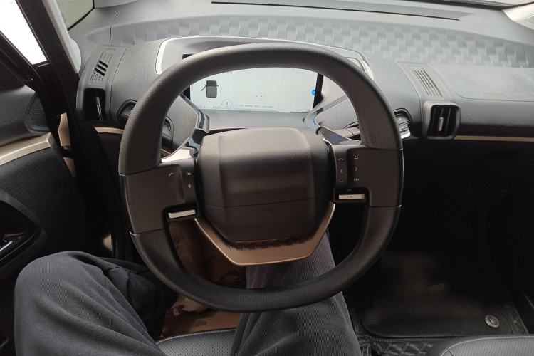 Used Baojun KiWi EV 2022 Artist Lite Edition Lithium Iron Phosphate
