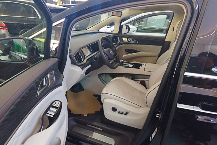 Used Denza D9 2024 PIONEER Four-Seat Pioneer Edition
