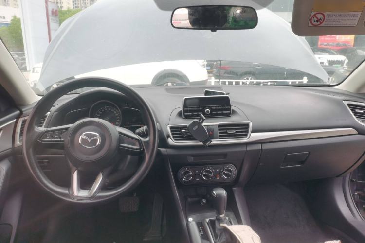 Used Mazda Mazda 3 Axela 2017 Sedan 1.5L Automatic Comfort Model Emission Standard China V
