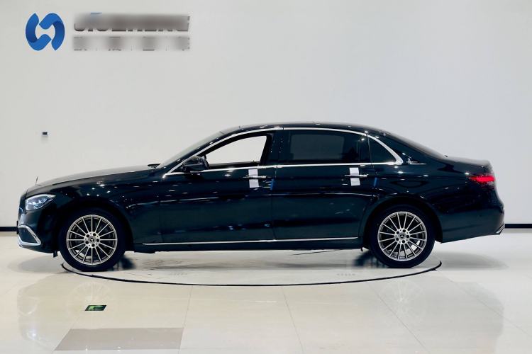 Used Mercedes-Benz E-Class 2023 Facelift E 260 L
