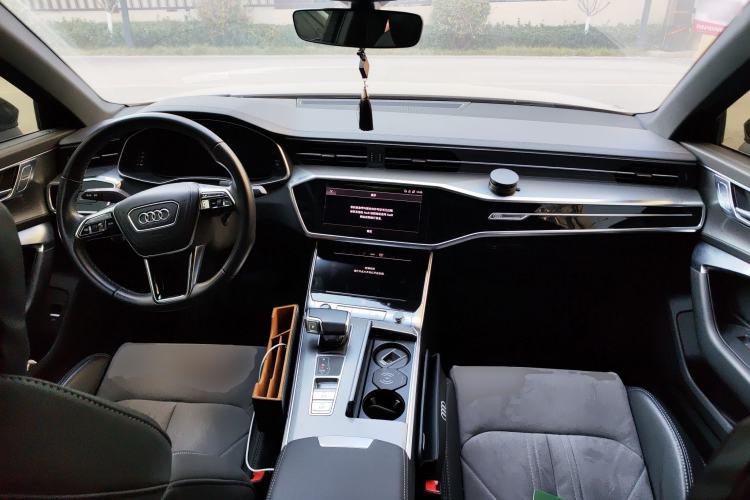 TDK.VehicleDetails.img