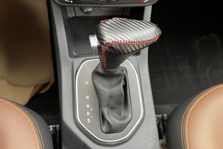 Used FAW Senya R7 2016 1.6L Automatic Smart Version
