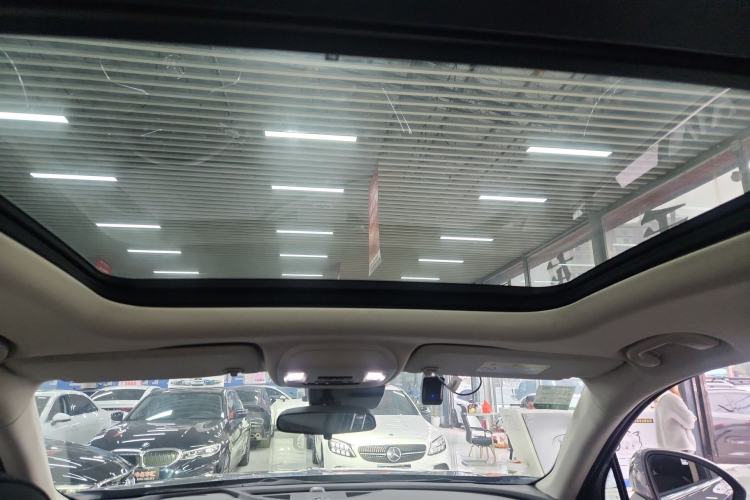 Used Buick Envision 2022 Encore S 552T Two-Wheel-Drive Luxury Model
