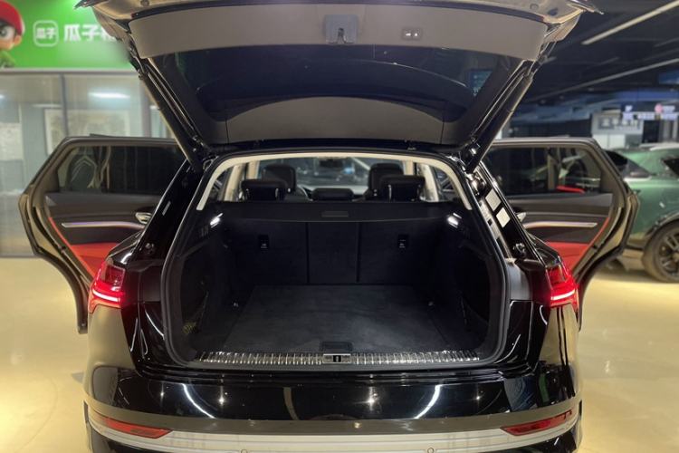 Used Audi e-tron 2021 50 quattro Prestige Edition
