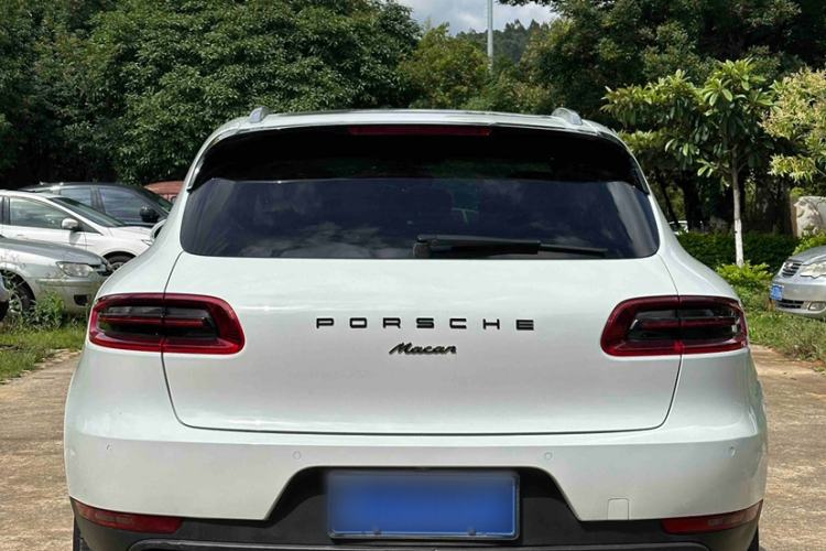Used Porsche Macan 2017 Macan 2.0T

