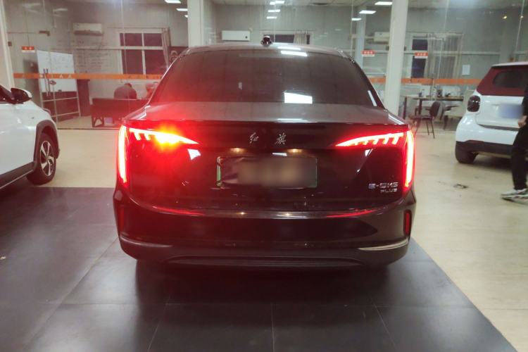 Used Hongqi E-QM5 2023 620km PLUS
