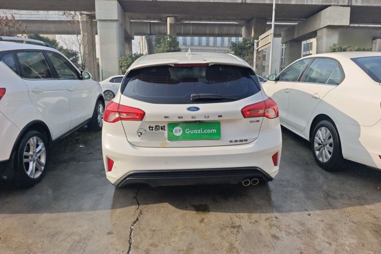 Used Ford Focus 2021 Hatchback EcoBoost 180 Automatic Titanium Edition
