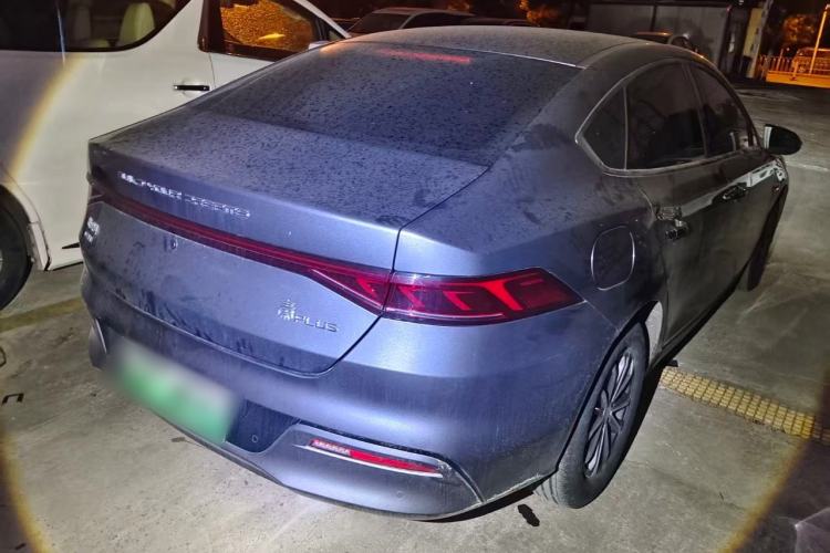 Used BYD Qin PLUS 2024 HONOR Edition DM-i 55KM Leading Model
