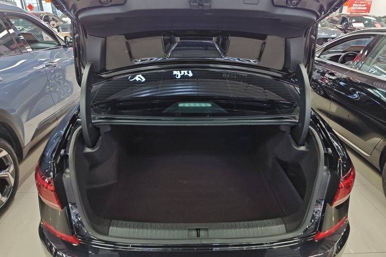 Used Volkswagen Passat 2023 330TSI Elite Edition
