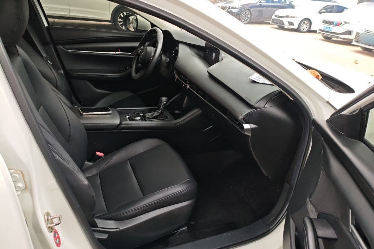 Used Mazda Mazda 3 Axela 2021 1.5L Automatic ZhiMei Edition

