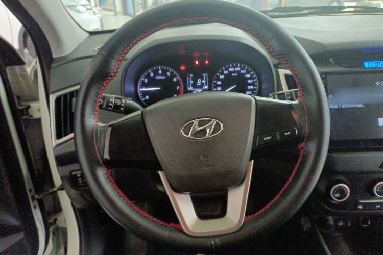 Used Hyundai ix25 2015 1.6L Automatic Two-Wheel Drive Smart GLS Trim
