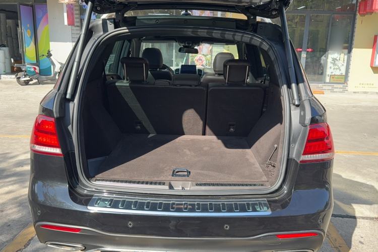 Used Mercedes-Benz GLE 2018 GLE 320 4MATIC Dynamic Edition Collector's Edition
