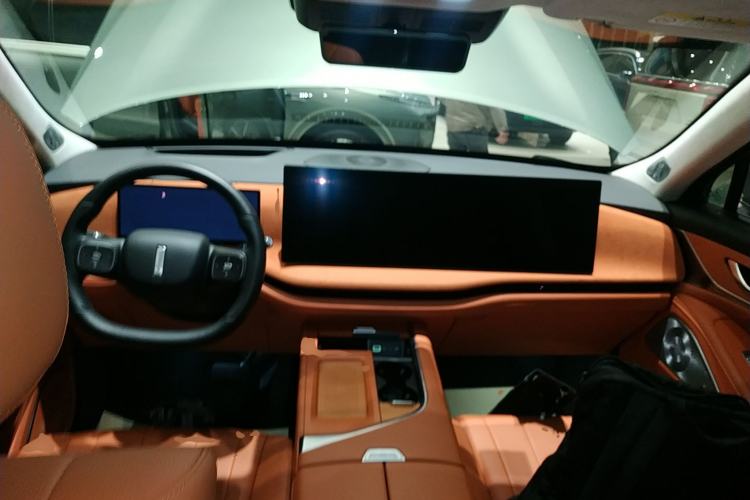 Used Wey Lanshan 2025 Four-Wheel Drive Ultra