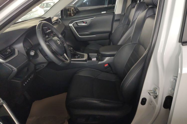 Used Toyota Wildlander 2023 Dual-Motor 2.5L E-CVT Four-Wheel Drive Prestige Edition
