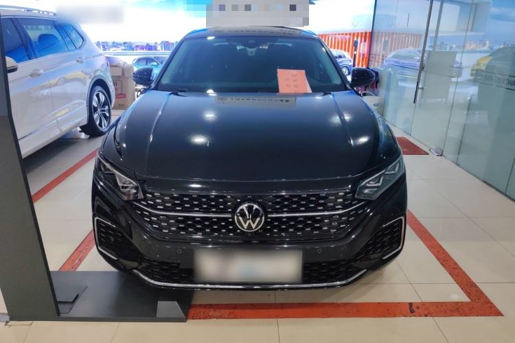 Used Volkswagen Passat 2023 Restyled 330TSI Starry Luxury Edition
