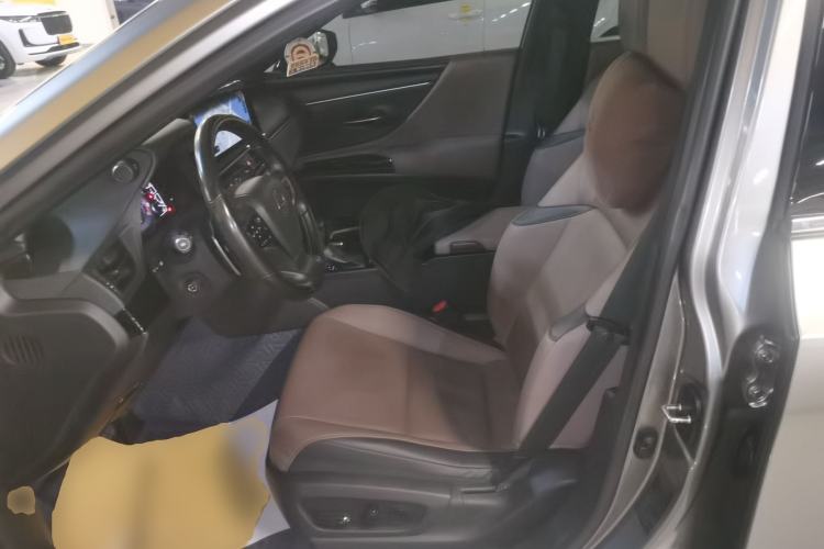 Used Lexus ES 2022 200 Luxury Edition
