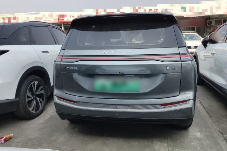 Used AION Y 2023 Plus 510 Executive Edition