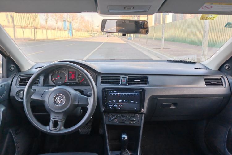 Used Volkswagen Santana 2015 1.6L Automatic Fashion Edition
