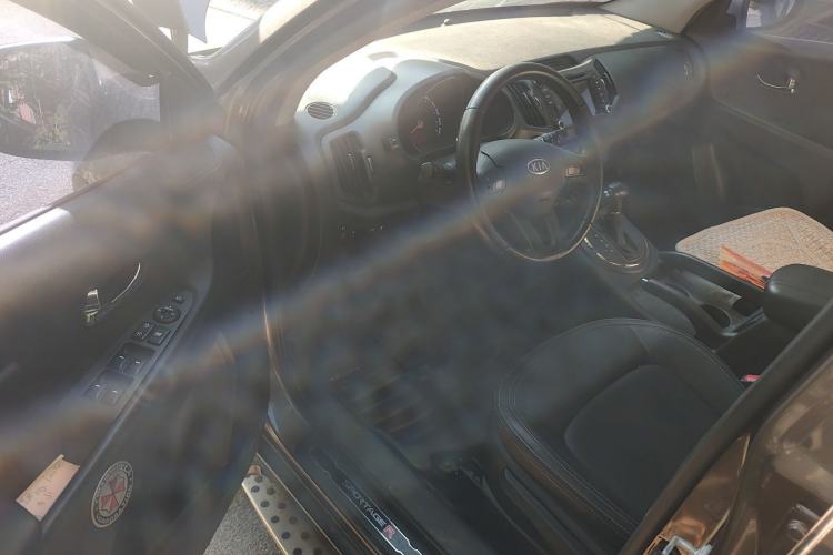 Used Kia Sportage R 2012 2.0L Automatic Two-Wheel Drive GLS
