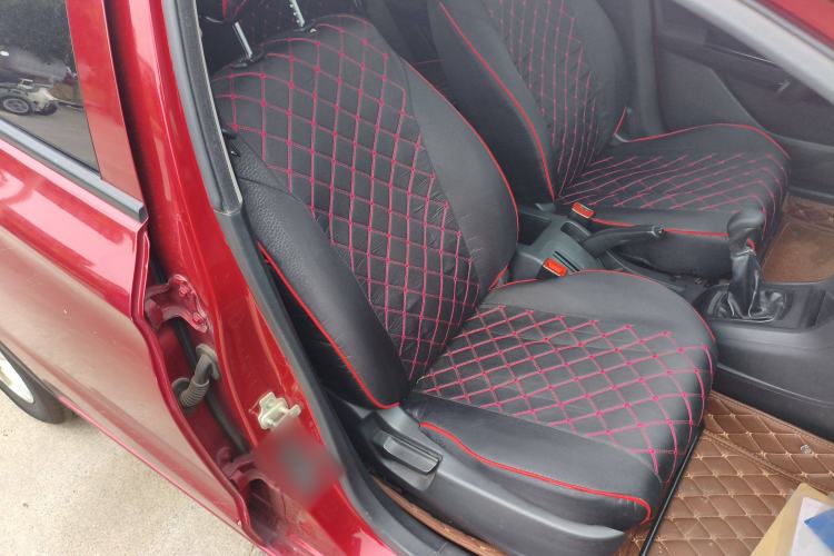 Used Baojun 310 2016 1.2L manual Comfort trim level
