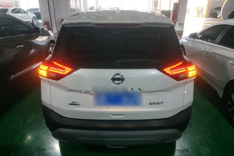 Used Nissan X-Trail 2022 VC-Turbo 300 CVT 2WD Star & Moon Limited Edition
