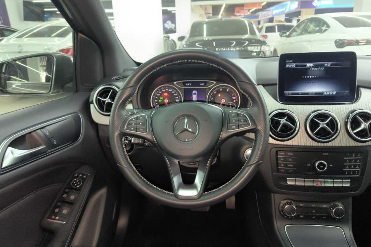 Used Mercedes-Benz B-Class 2018 B 200 Sport Edition