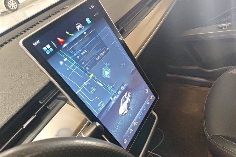 Used NETA V 2021 Long-Range Entertainment Edition Upgrade Model
