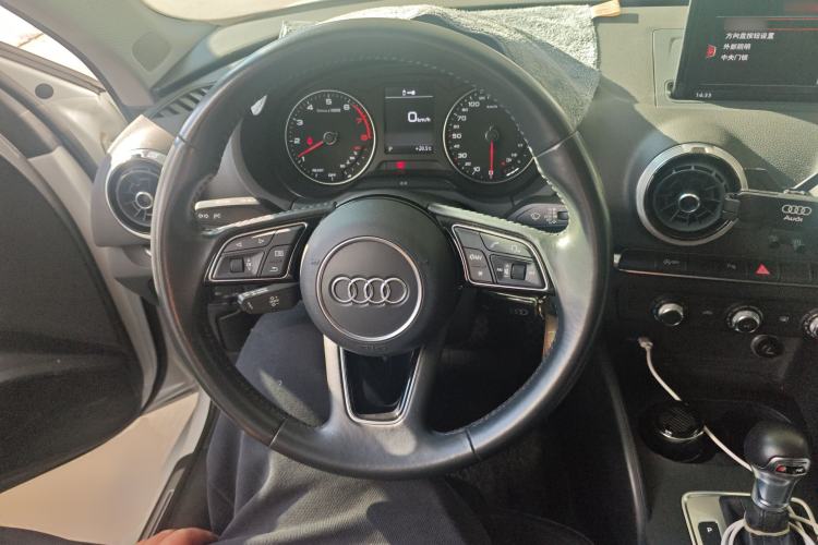 Used Audi A3 2020 Limousine 35 TFSI Fashion Edition China VI Emission Standard