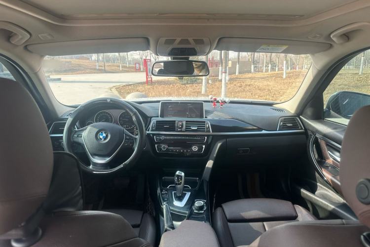 Used BMW 3 Series 2018 320Li Fashion Model
