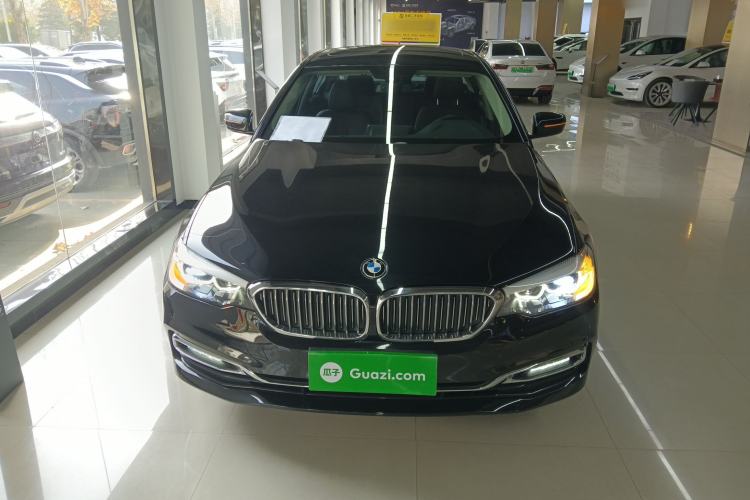 Used BMW 5 Series 2019 525Li Luxury Package
