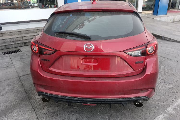Used Mazda Mazda 3 Axela 2017 Hatchback 2.0L Automatic Sport Model China V Emission Standard
