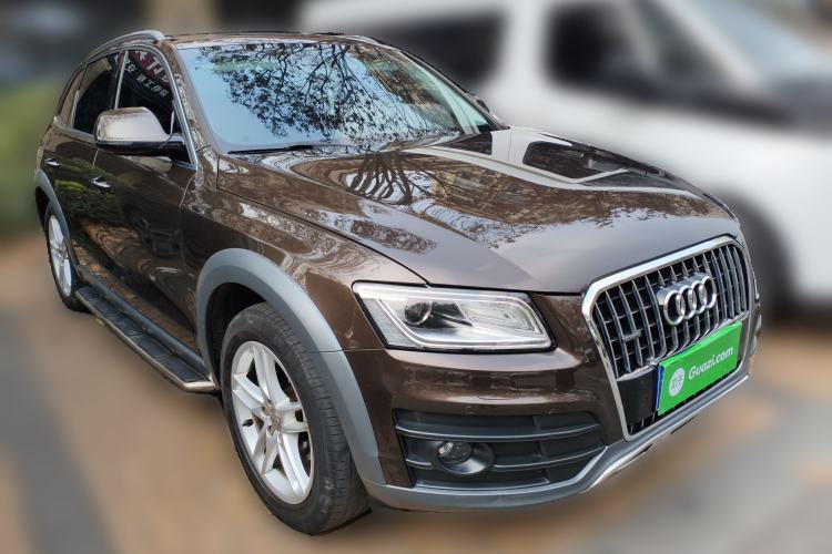Used Audi Q5 2017 Plus 40 TFSI Technology Model
