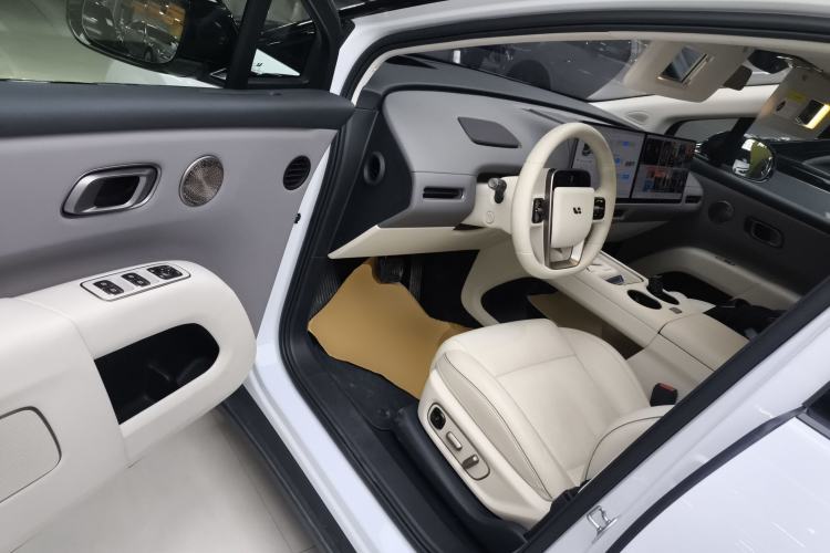 Used Li Auto Li Auto i8 2025 Standard Edition