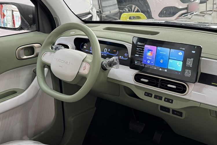 Used  Panda 2025 210km Panda Rider