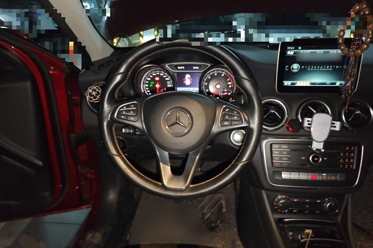 Used Mercedes-Benz GLA 2017 GLA 200 Fashion Model