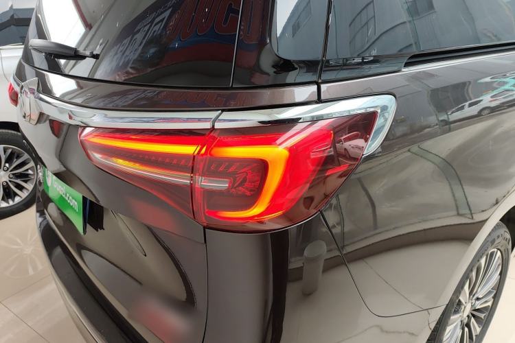 Used Buick GL8 2021 ES Landtrek 653T Luxury Model
