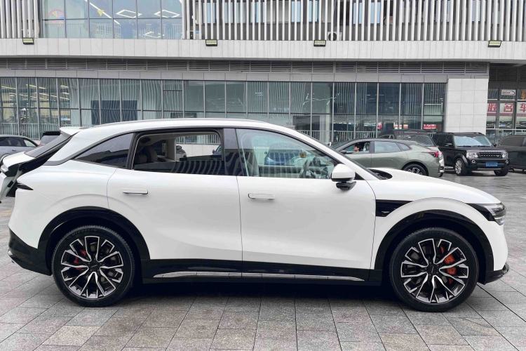 Used Zeekr 7X 2025 100 kWh Long-Range Rear-Wheel Drive with Intelligent Driving Features
