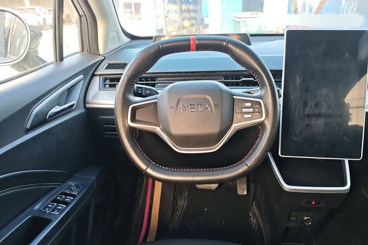 Used NETA V 2021 Standard Range Entertainment Version – Upgraded Model
