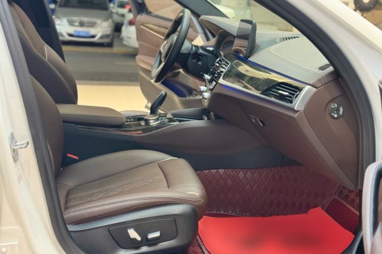 Used BMW 5 Series 2022 Restyled 525Li M Sport Package
