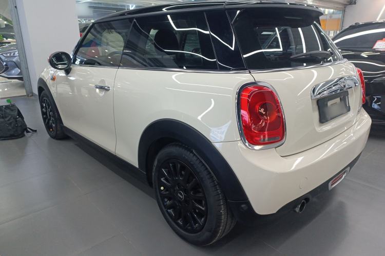 Used  MINI 2016 1.5T COOPER
