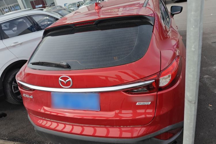 Used Mazda CX-4 2018 2.0L Automatic Two-Wheel Drive Blue Sky Dynamic Version China VI Standard
