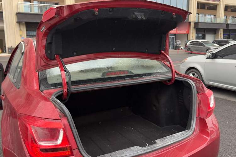 Used Chevrolet Cruze 2015 1.5L Classic SE MT
