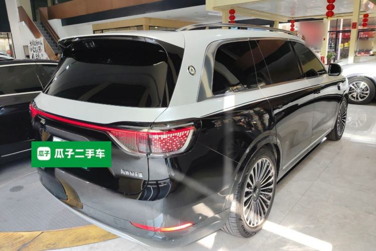 Used Hima AITO M9 2025 All-Electric Max Version 100 kWh 6-Seater
