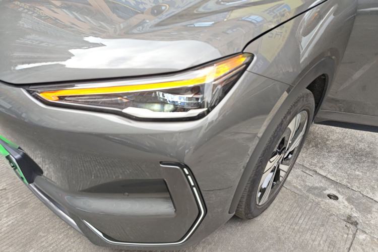 Used  E5 2024 530km Starship Edition
