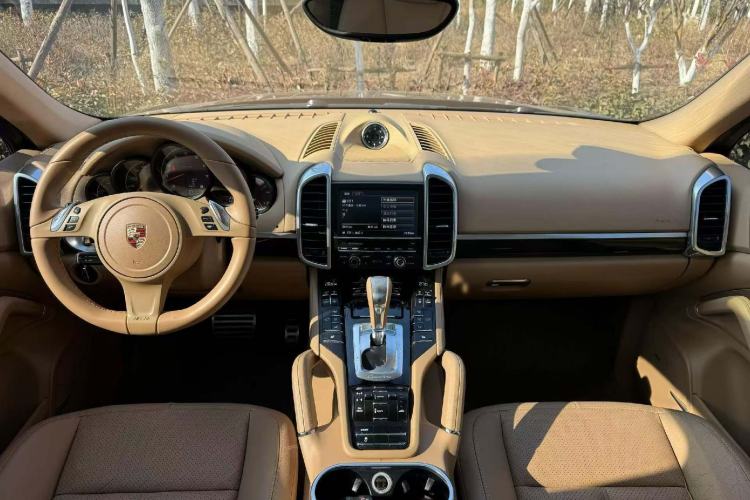 Used Porsche Cayenne 2014 Cayenne Platinum Edition 3.0T
